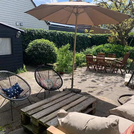 With Garden Near Forest, And Sea * Noordwijkerhout